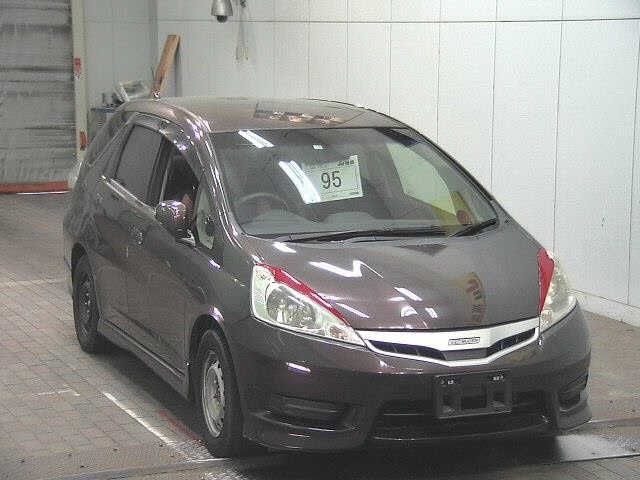 95 Honda Fit shuttle GP2 2011 г. (JU Fukushima)